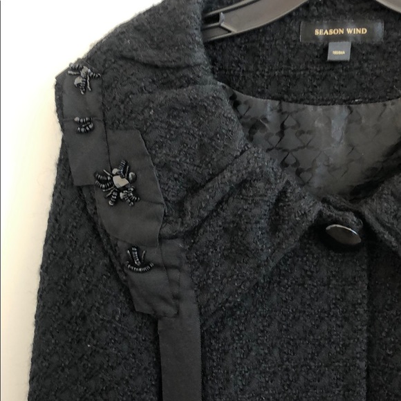 Cape coat with sequins collar & balloon sleeves - Picture 3 of 7